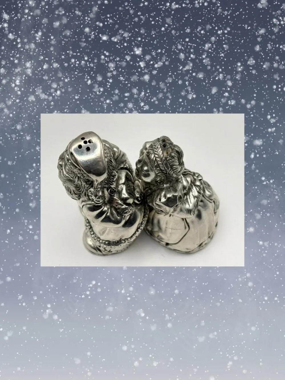 Kirk Stieff pewter Santa and Mrs. Claus salt and pepper shakers (#716)